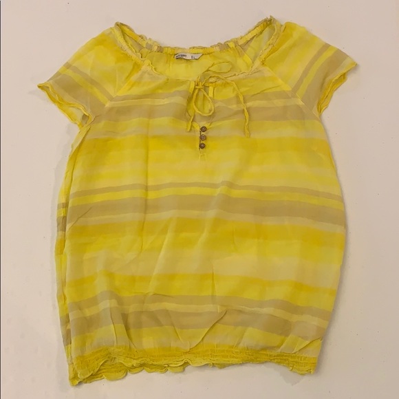 Old Navy Super Light Summery Top - Picture 1 of 4